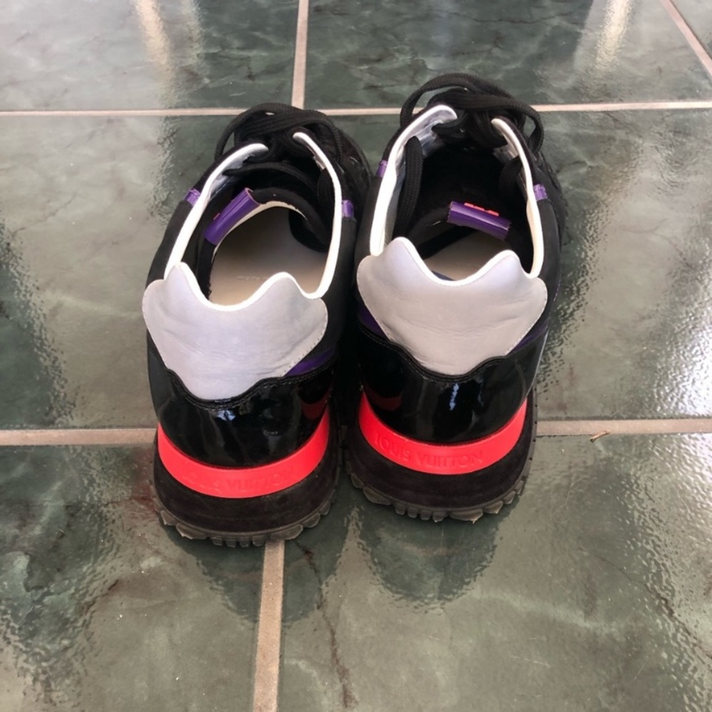 Authentic louis vuitton run away sneakers - Picture 5 of 6